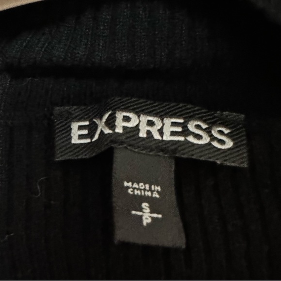 EXPRESS Keyhole Mock Knit Neck Sweater - Picture 2 of 4